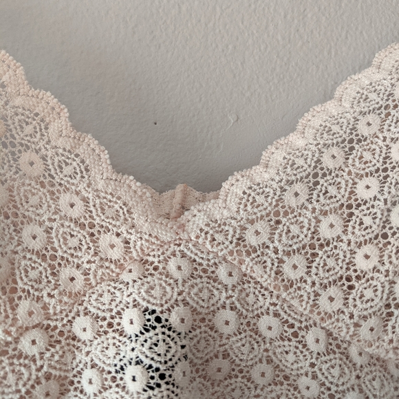 Lace Bralette - Picture 3 of 5
